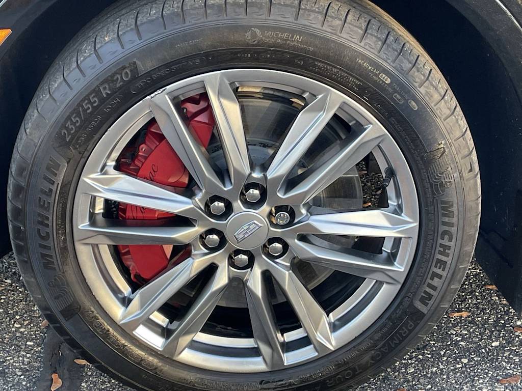 Thumbnail: 2022 Cadillac XT5 - 6