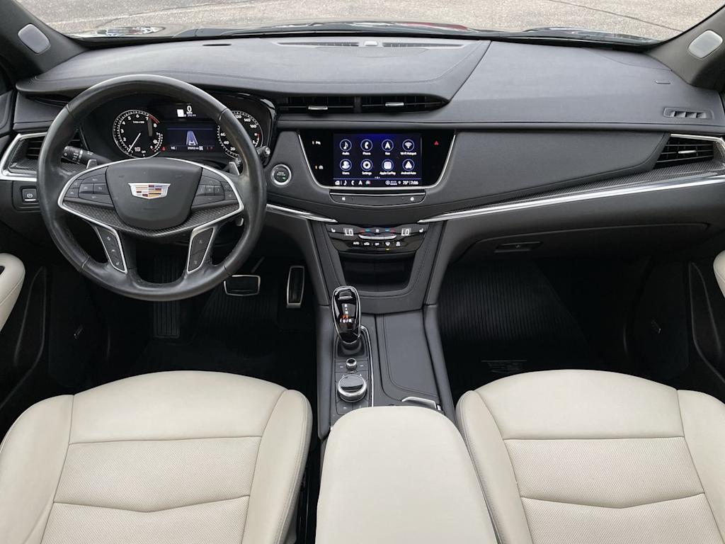 Thumbnail: 2024 Cadillac XT5 - 8