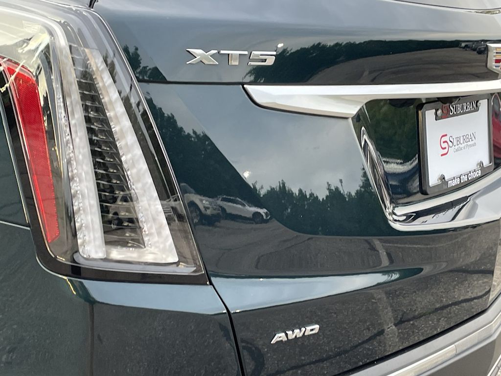 Thumbnail: 2024 Cadillac XT5 - 39