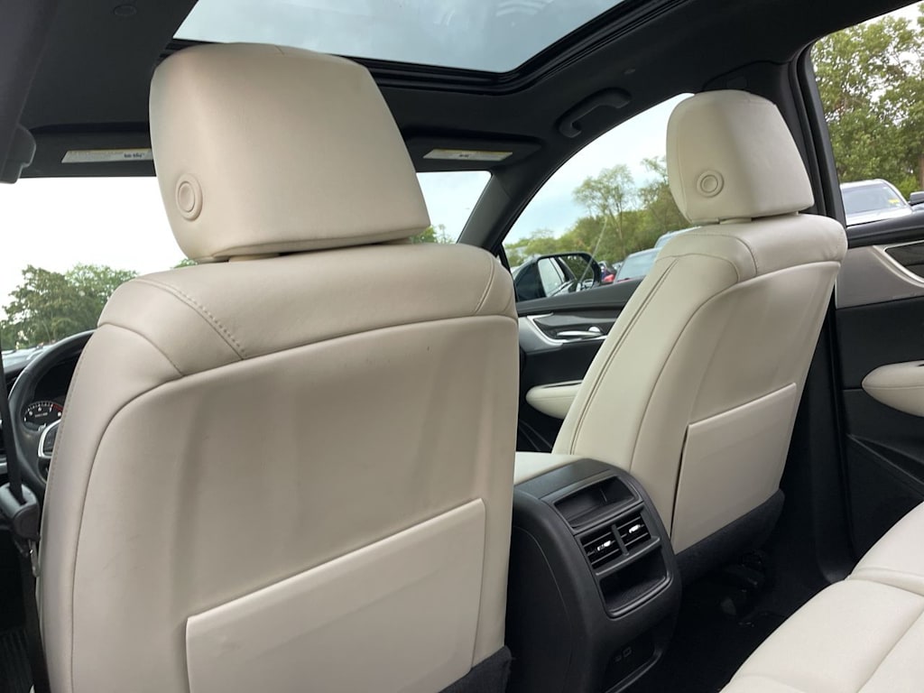 Thumbnail: 2024 Cadillac XT5 - 28