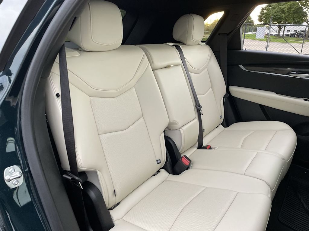 Thumbnail: 2024 Cadillac XT5 - 11