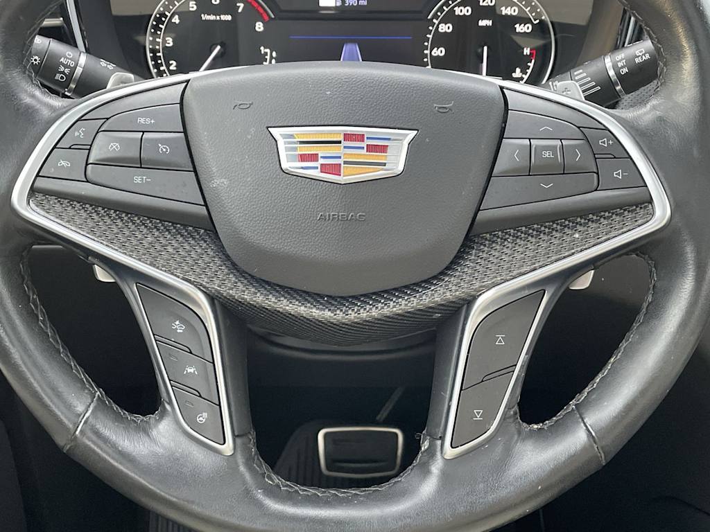 Thumbnail: 2024 Cadillac XT5 - 24