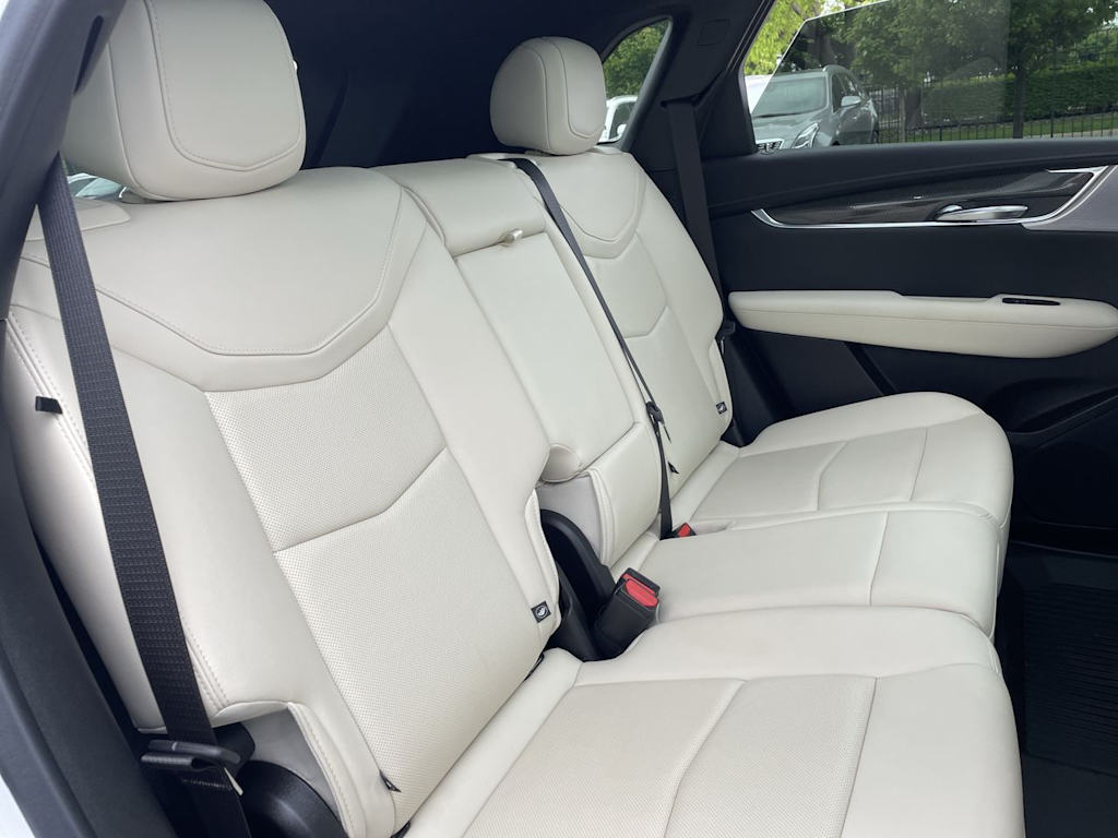 Thumbnail: 2022 Cadillac XT5 - 12