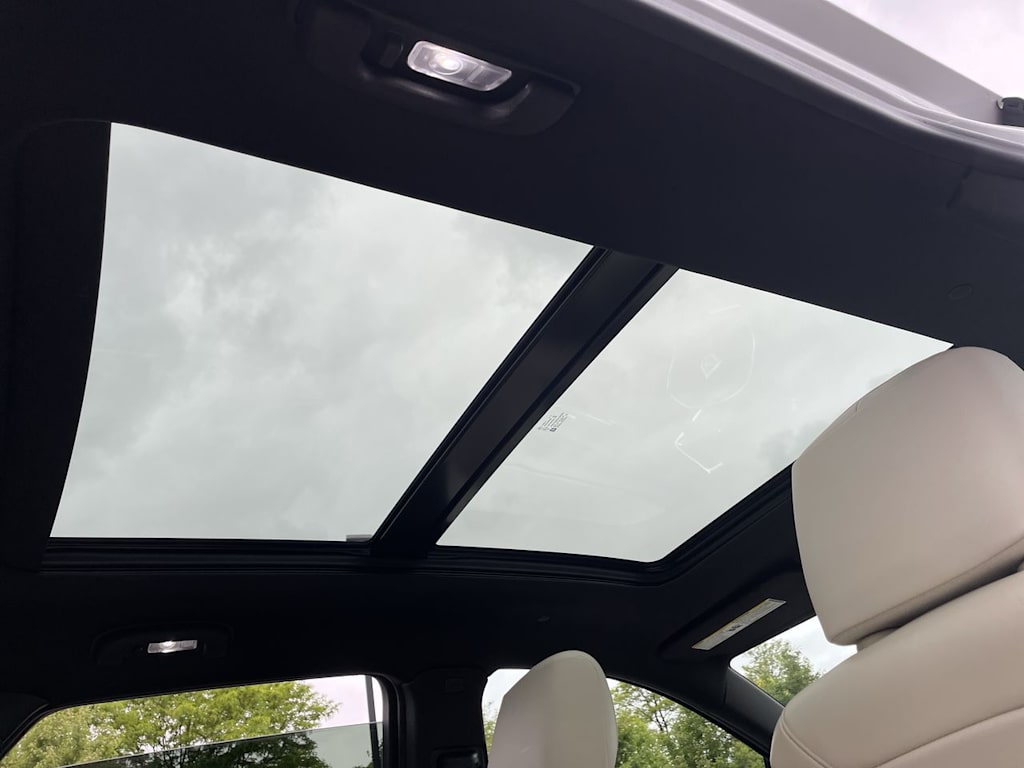 Thumbnail: 2022 Cadillac XT5 - 29