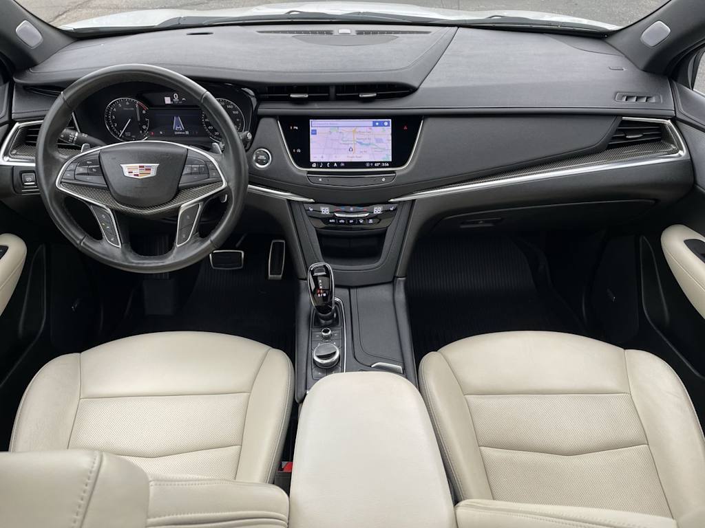 Thumbnail: 2022 Cadillac XT5 - 9