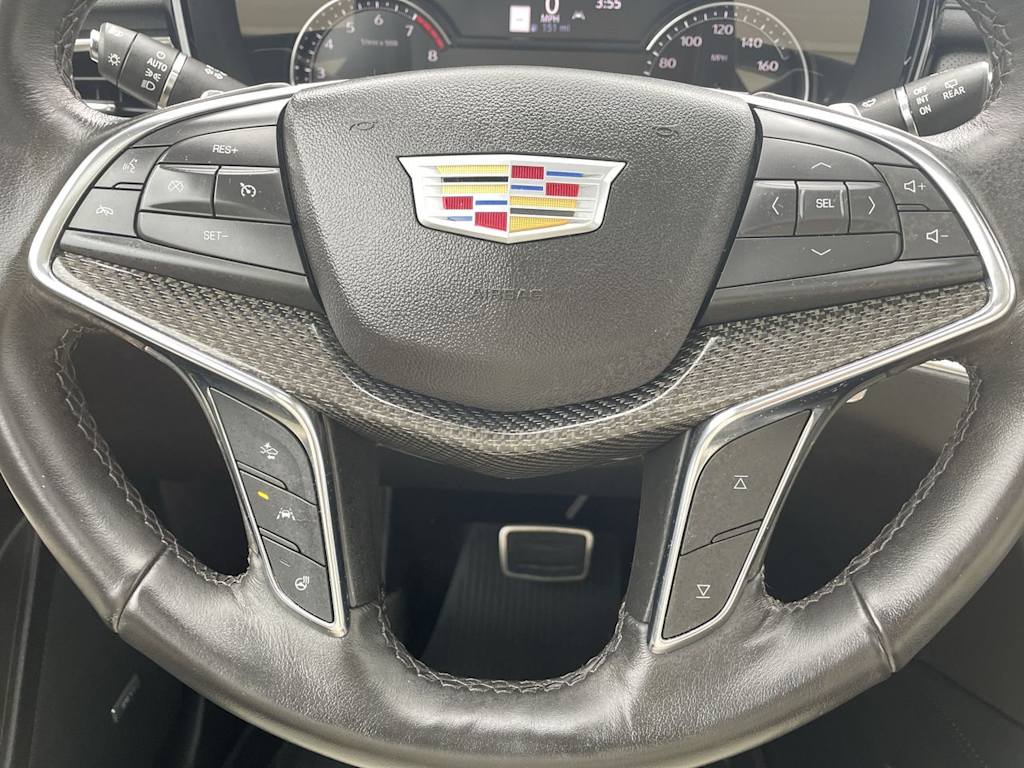 Thumbnail: 2022 Cadillac XT5 - 24
