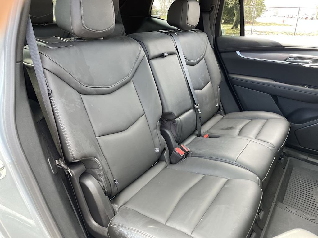 Thumbnail: 2024 Cadillac XT6 - 12