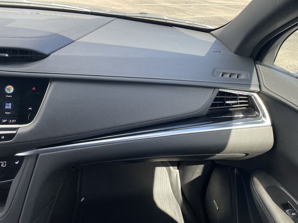 Thumbnail: 2024 Cadillac XT6 - 25