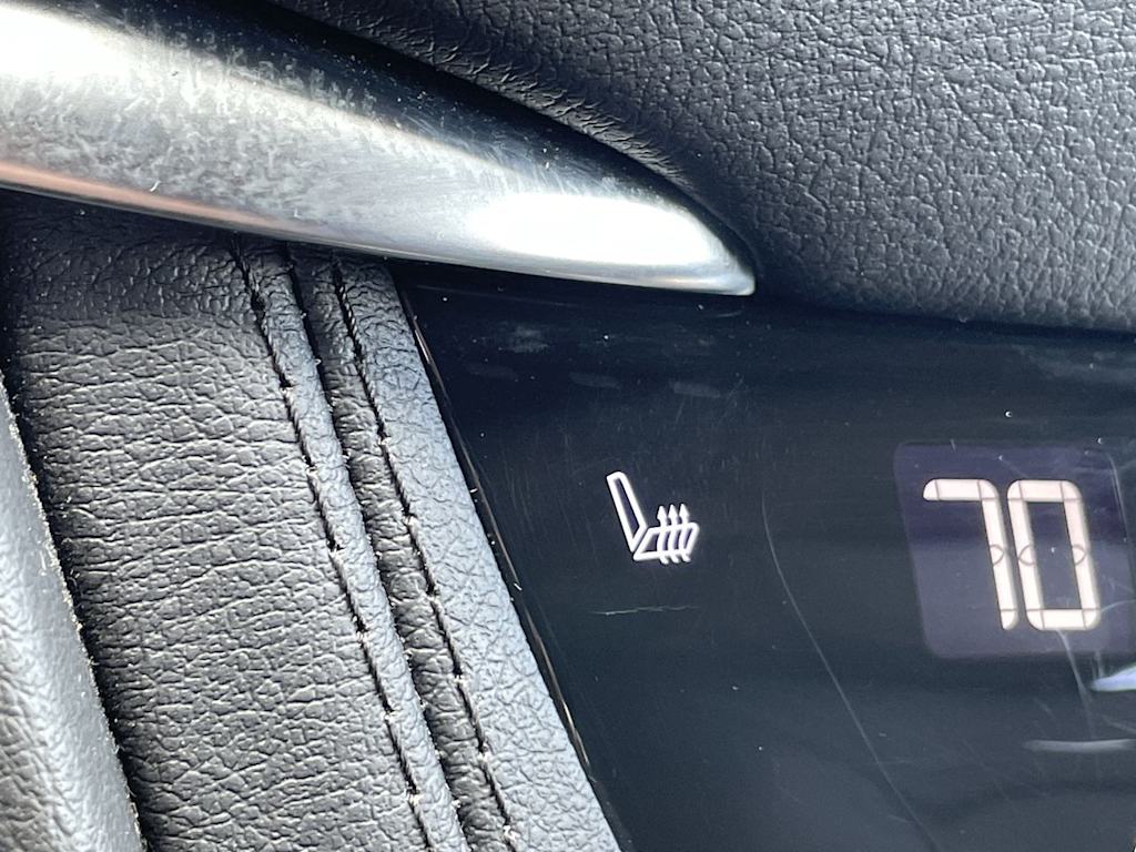 Thumbnail: 2024 Cadillac XT6 - 33