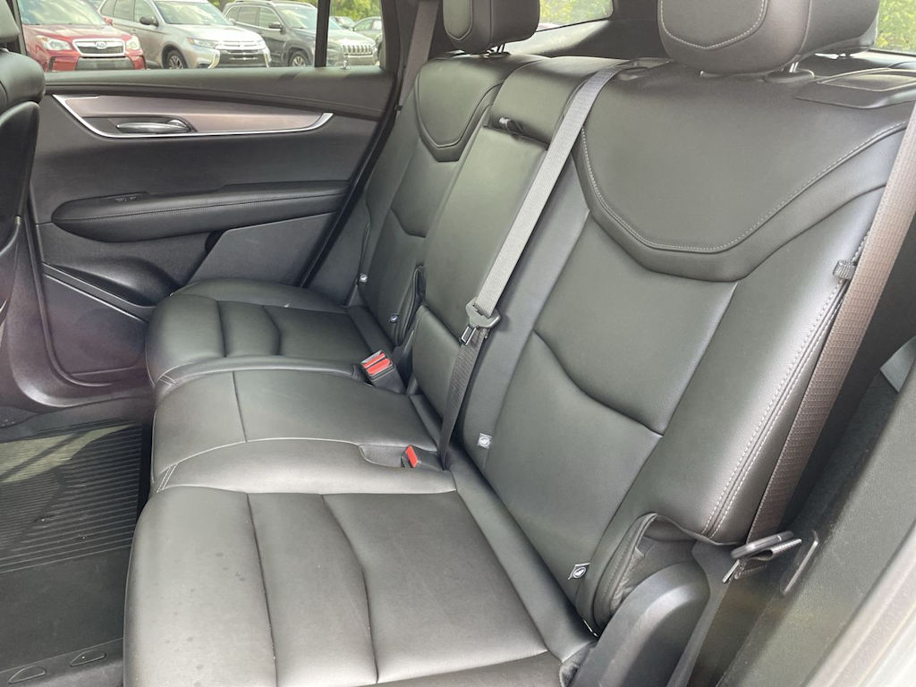 Thumbnail: 2024 Cadillac XT6 - 27
