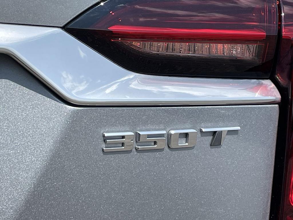 Thumbnail: 2024 Cadillac XT6 - 39