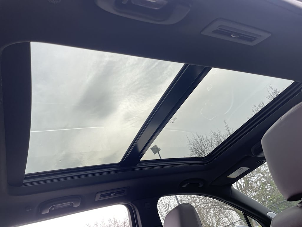 Thumbnail: 2024 Cadillac XT6 - 30