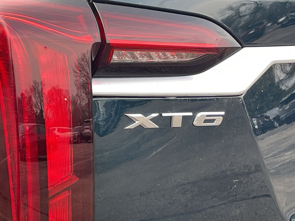Thumbnail: 2024 Cadillac XT6 - 42