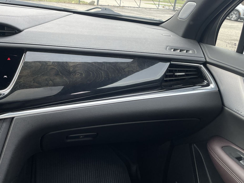 Thumbnail: 2024 Cadillac XT6 - 26