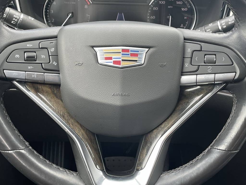 Thumbnail: 2022 Cadillac XT6 - 24