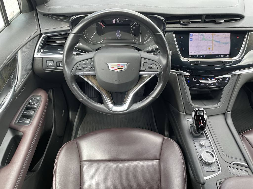 Thumbnail: 2022 Cadillac XT6 - 2