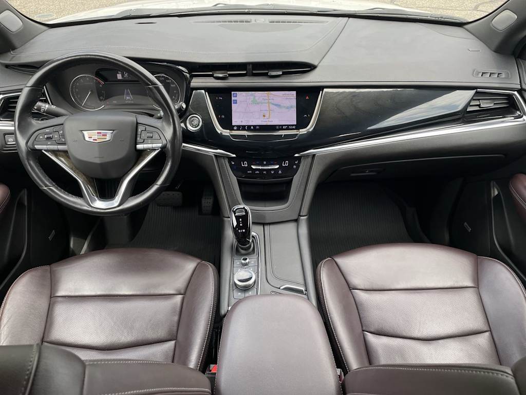 Thumbnail: 2022 Cadillac XT6 - 9