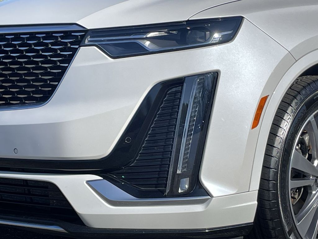 Thumbnail: 2023 Cadillac XT6 - 42
