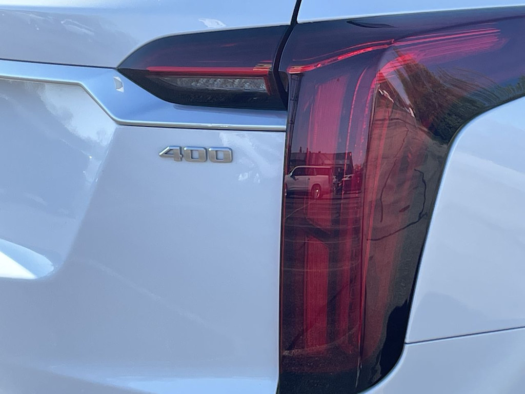 Thumbnail: 2023 Cadillac XT6 - 44