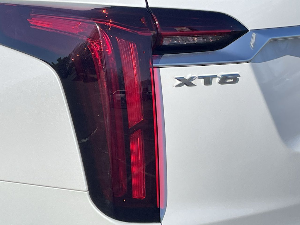 Thumbnail: 2023 Cadillac XT6 - 43