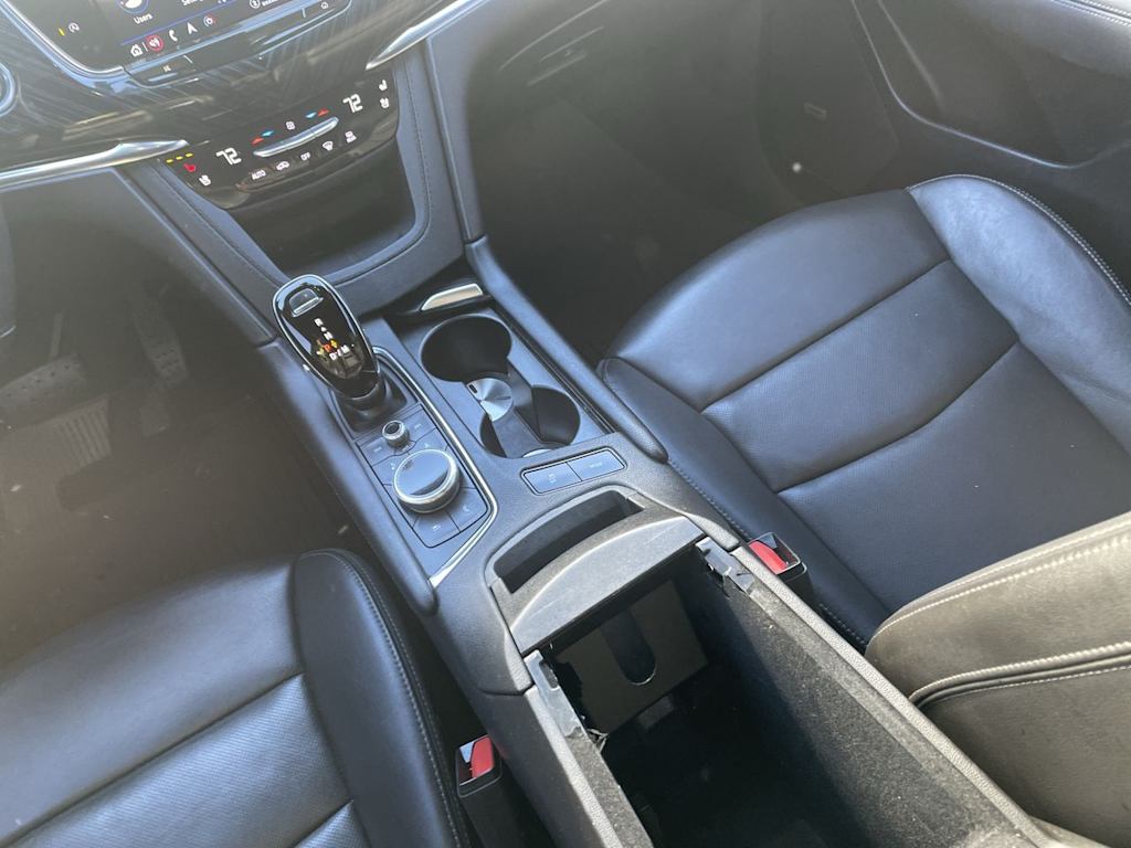 Thumbnail: 2023 Cadillac XT6 - 14