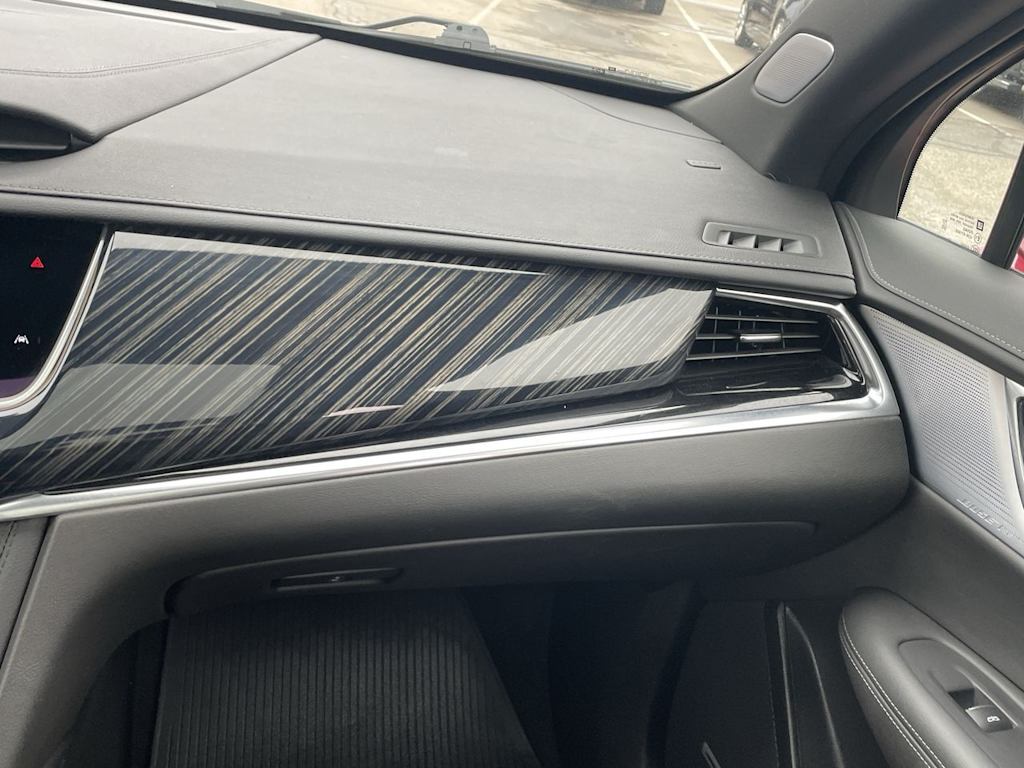 Thumbnail: 2024 Cadillac XT6 - 27