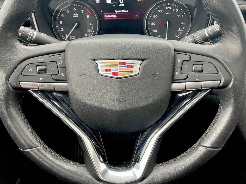 Thumbnail: 2024 Cadillac XT6 - 25