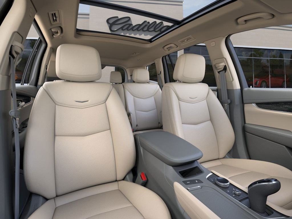 Thumbnail: 2025 Cadillac XT6 - 8