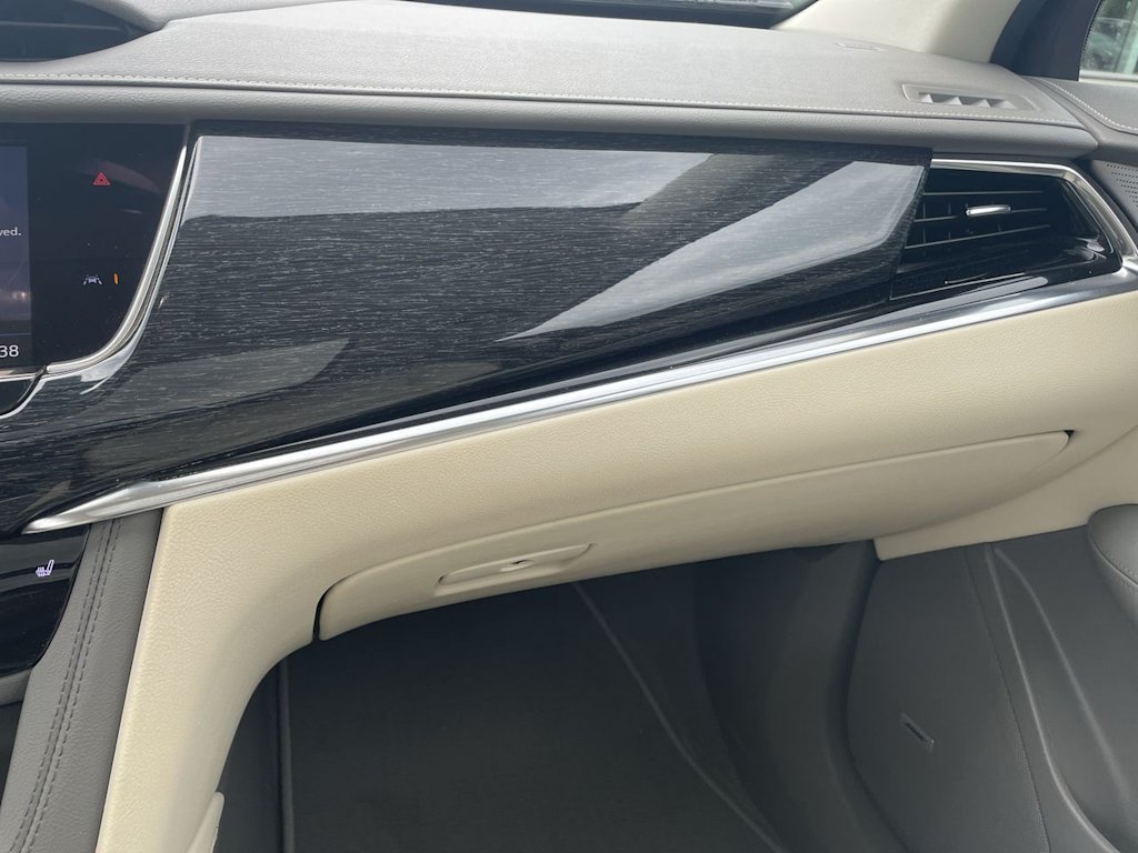 Thumbnail: 2022 Cadillac XT6 - 25