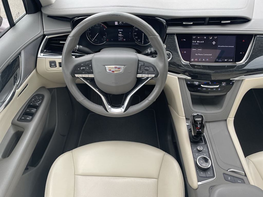 Thumbnail: 2022 Cadillac XT6 - 2