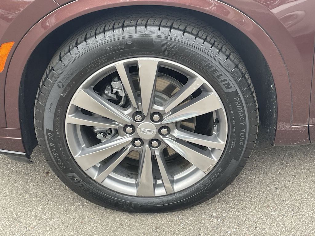 Thumbnail: 2022 Cadillac XT6 - 7