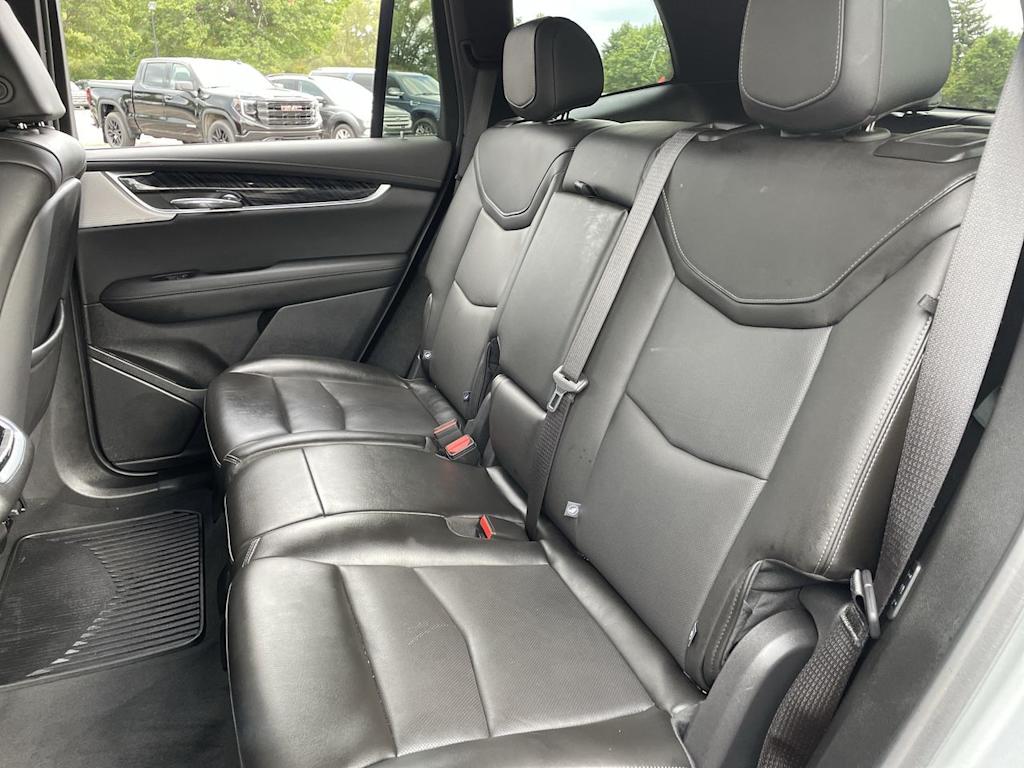 Thumbnail: 2025 Cadillac XT6 - 27