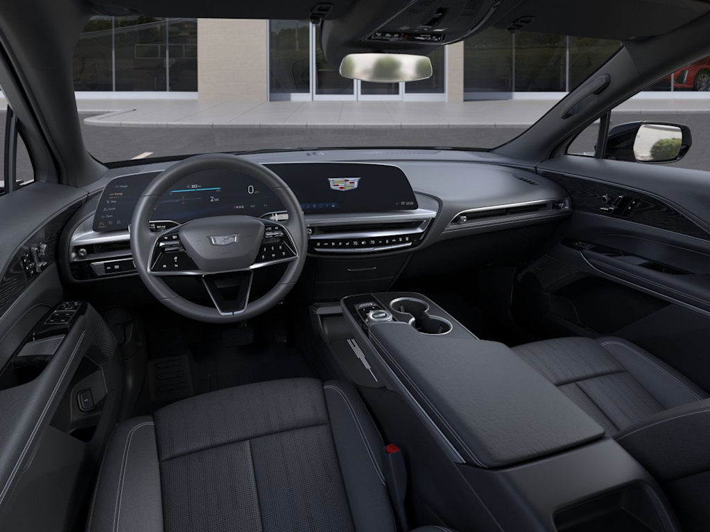 2025 Cadillac Lyriq Luxury 1 2