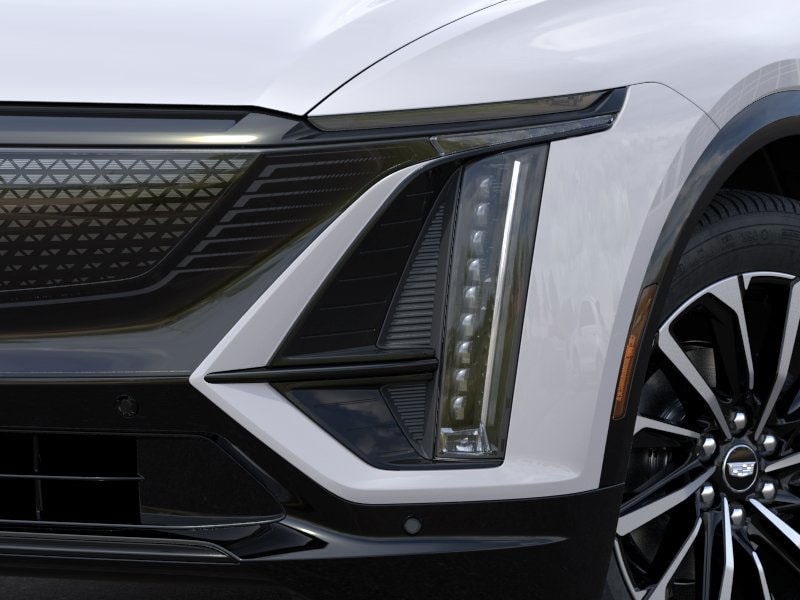 2025 Cadillac Lyriq Sport 1 17