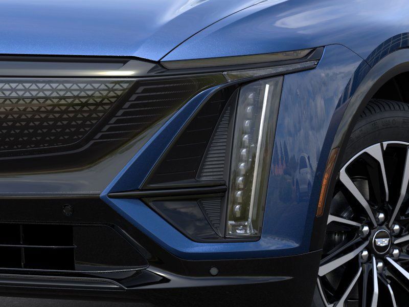 Thumbnail: 2026 Cadillac Lyriq - 19