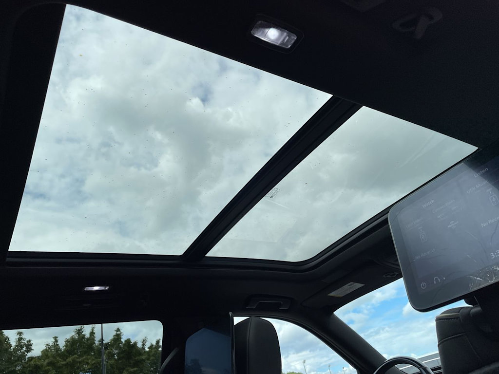 Thumbnail: 2021 Cadillac Escalade - 31