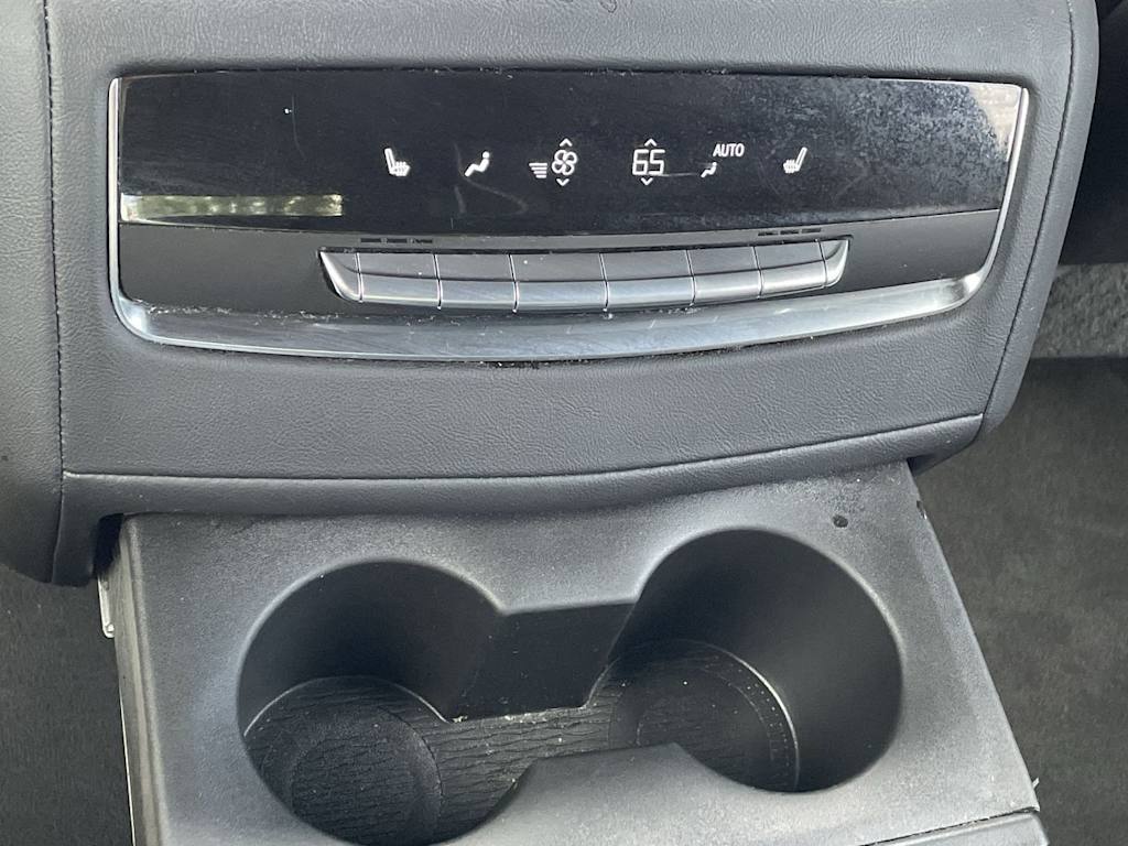 Thumbnail: 2021 Cadillac Escalade - 32