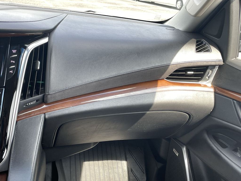 Thumbnail: 2018 Cadillac Escalade - 26