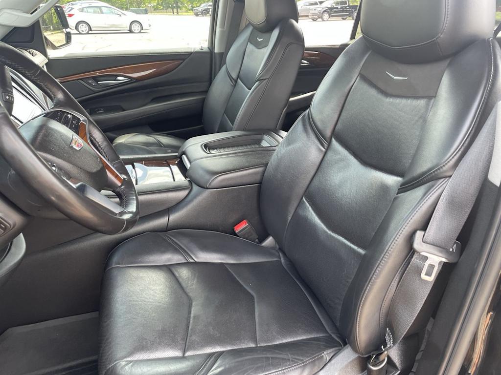 Thumbnail: 2018 Cadillac Escalade - 9