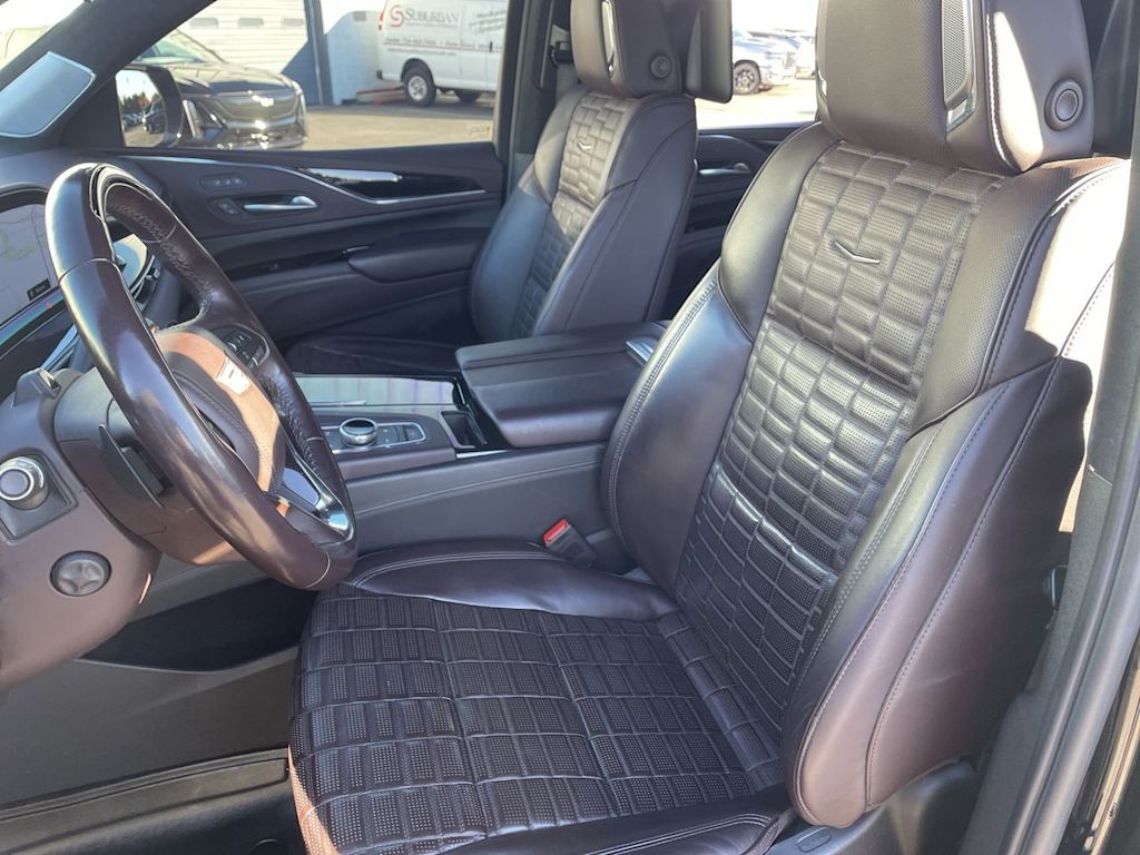 Thumbnail: 2023 Cadillac Escalade - 10