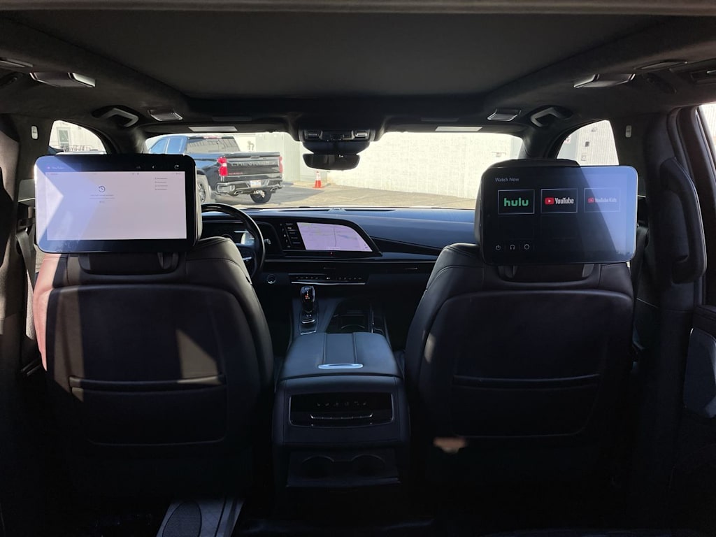 Thumbnail: 2023 Cadillac Escalade - 31