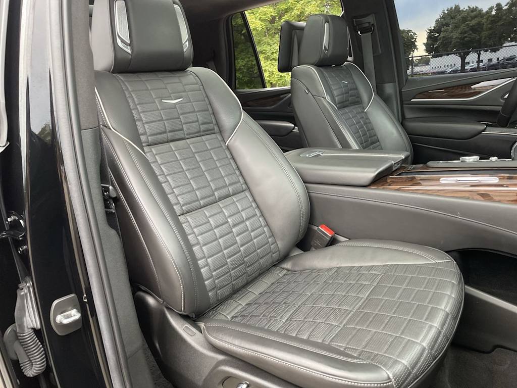 Thumbnail: 2022 Cadillac Escalade - 11