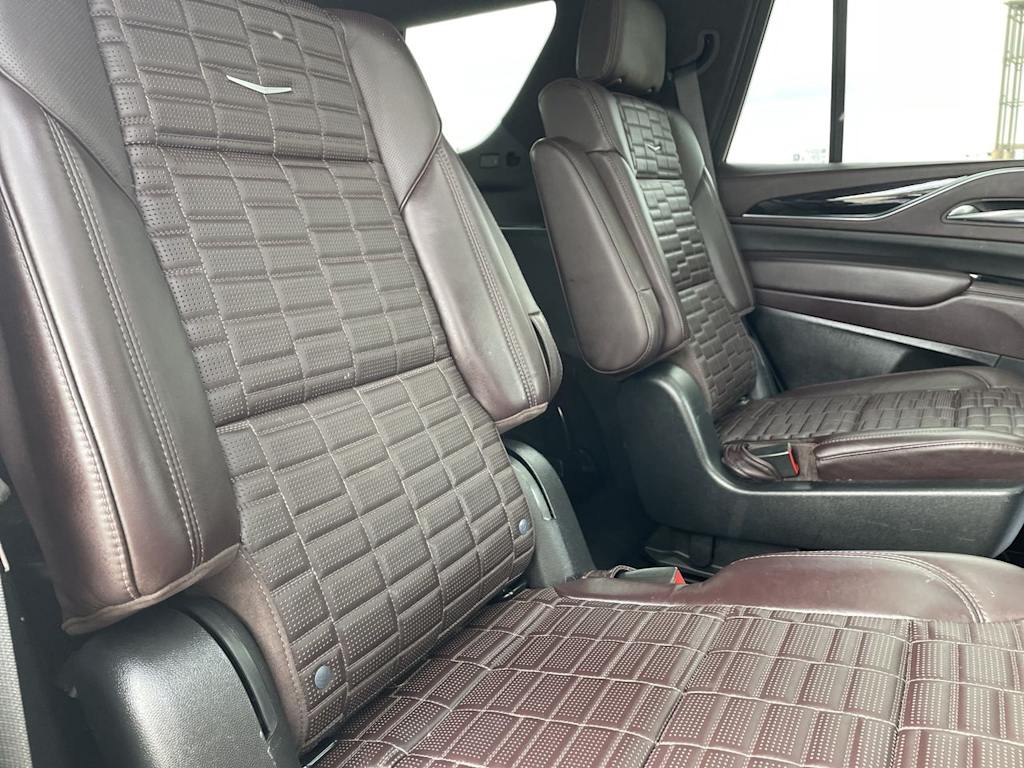 2023 Cadillac Escalade Sport Platinum 25