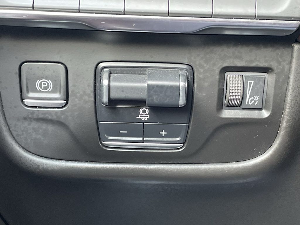 2023 Cadillac Escalade Sport Platinum 36