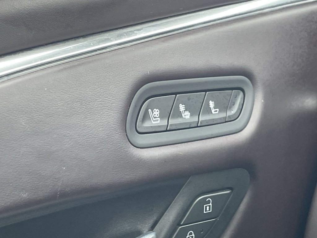 2023 Cadillac Escalade Sport Platinum 33