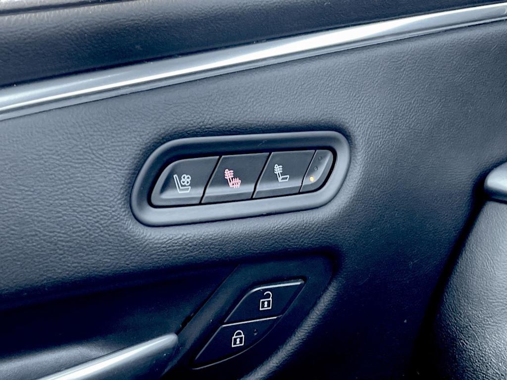 Thumbnail: 2021 Cadillac Escalade - 34