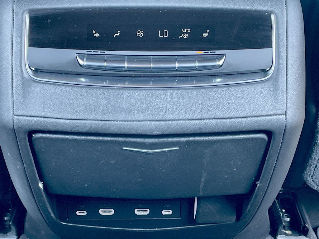 Thumbnail: 2021 Cadillac Escalade - 32