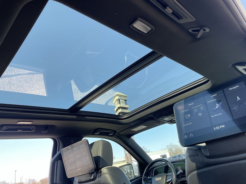 Thumbnail: 2021 Cadillac Escalade - 30