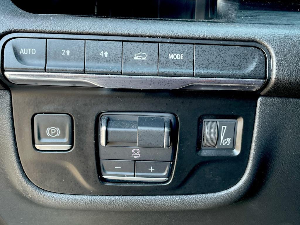 Thumbnail: 2021 Cadillac Escalade - 38