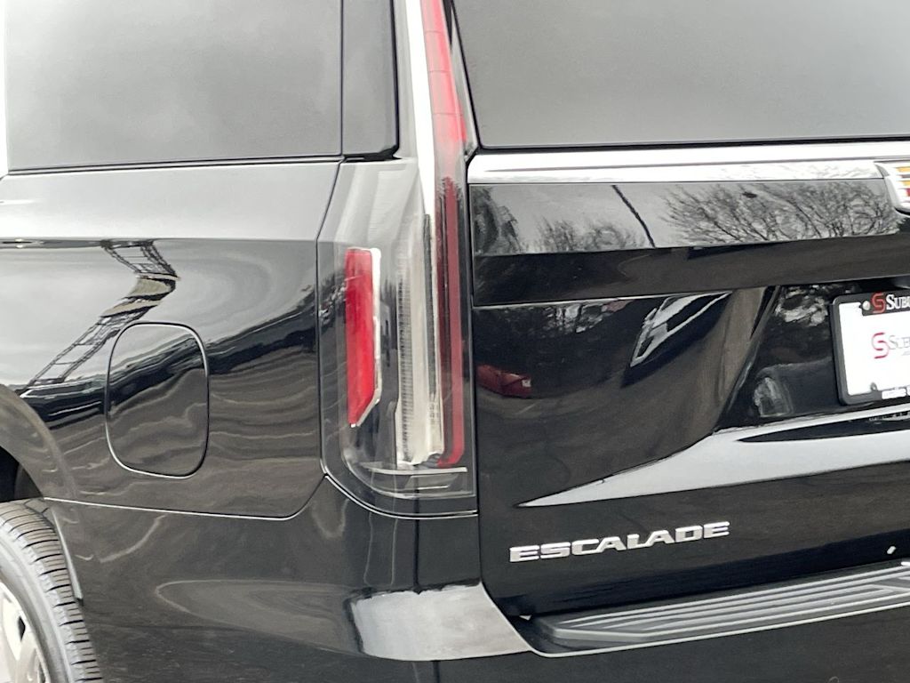 2022 Cadillac Escalade ESV Premium Luxury 44